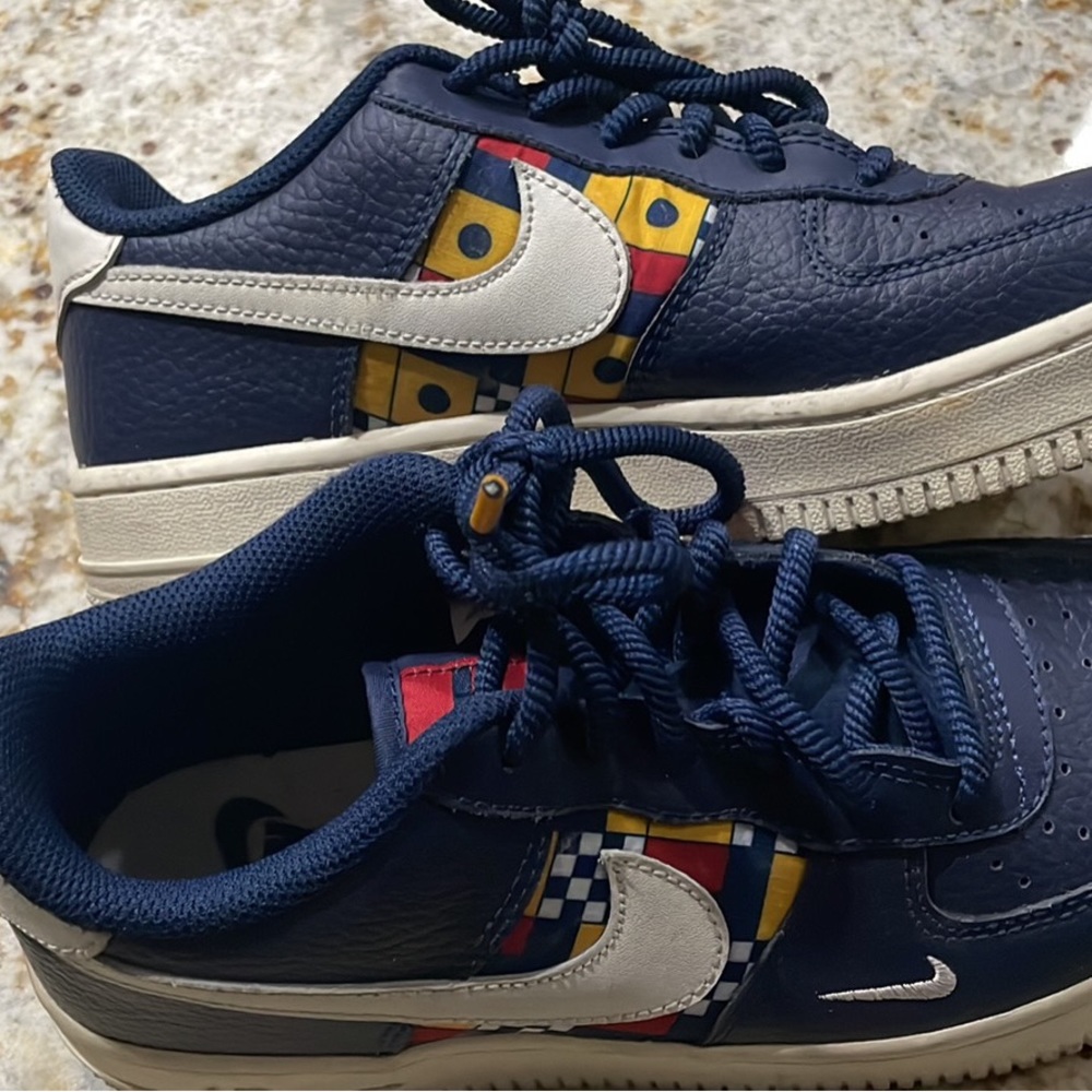 Nike Air Force